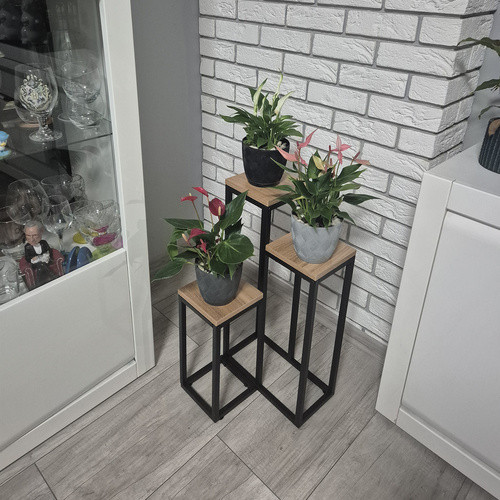 Kwietnik stojący 67cm metalowa konstrukcja