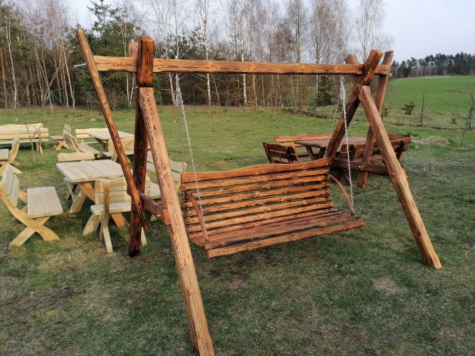 Huśtawka bujawka ogrodowa