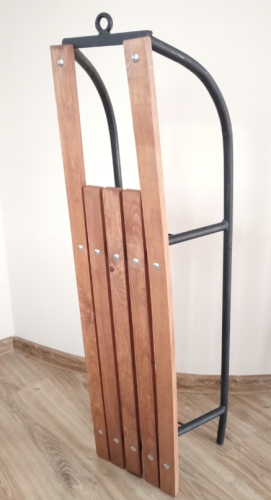 Sanki metalowa konstrukcja na kulig